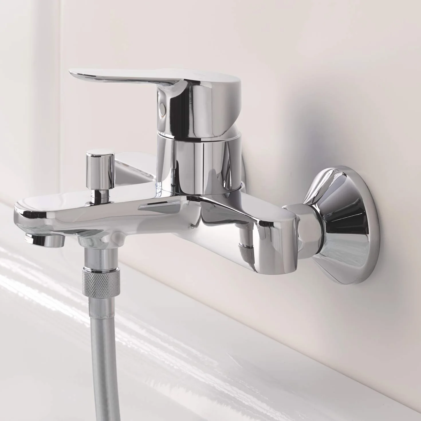 Grohe Miscelatore Monocomando per Vasca-Doccia Bauedge 23334000, Cromo