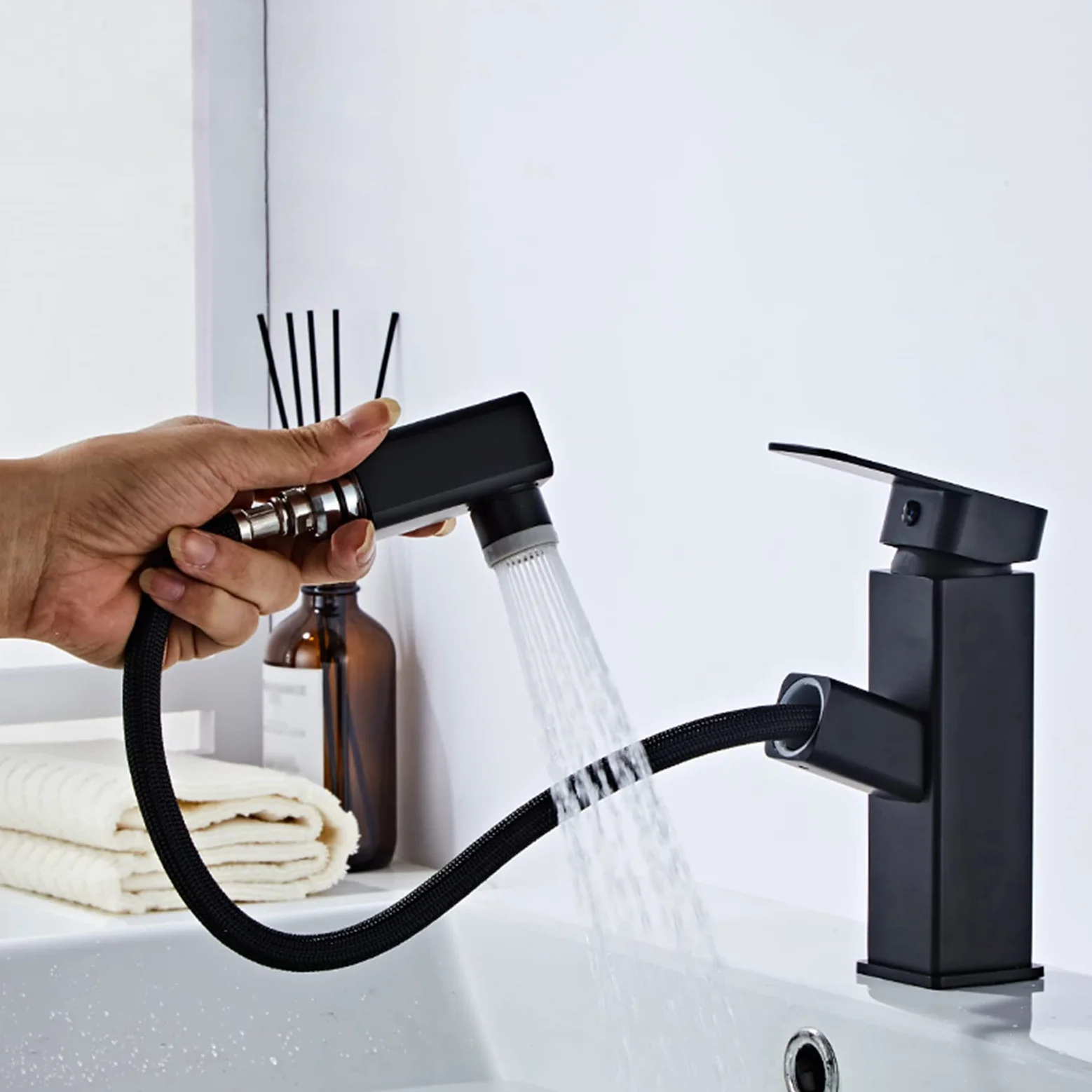 Generico Rubinetto da Bagno con Miscelatore Estraibile per Lavello da Cucina/Bagno 2 modalità di Getto Miscelatore per Lavabo da Bagno con Doccetta Nero-A