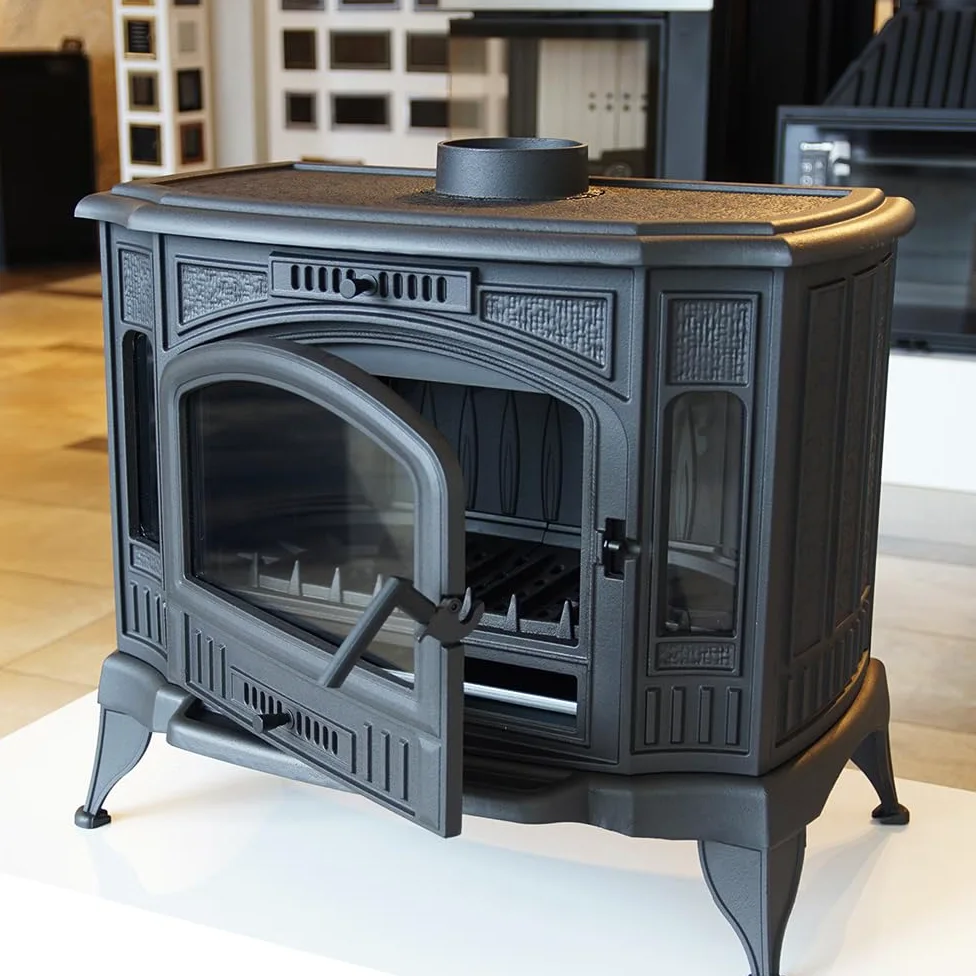 KRATKI Stufa a legna in ghisa KOZA K9 10 kW Ø150 A Ecodesign Ø130mm 10kW | Ghisa nero, efficienza 75%, classe A. Ecodesign.; combustione efficiente; basse emissioni; calore uniforme; struttura robusta