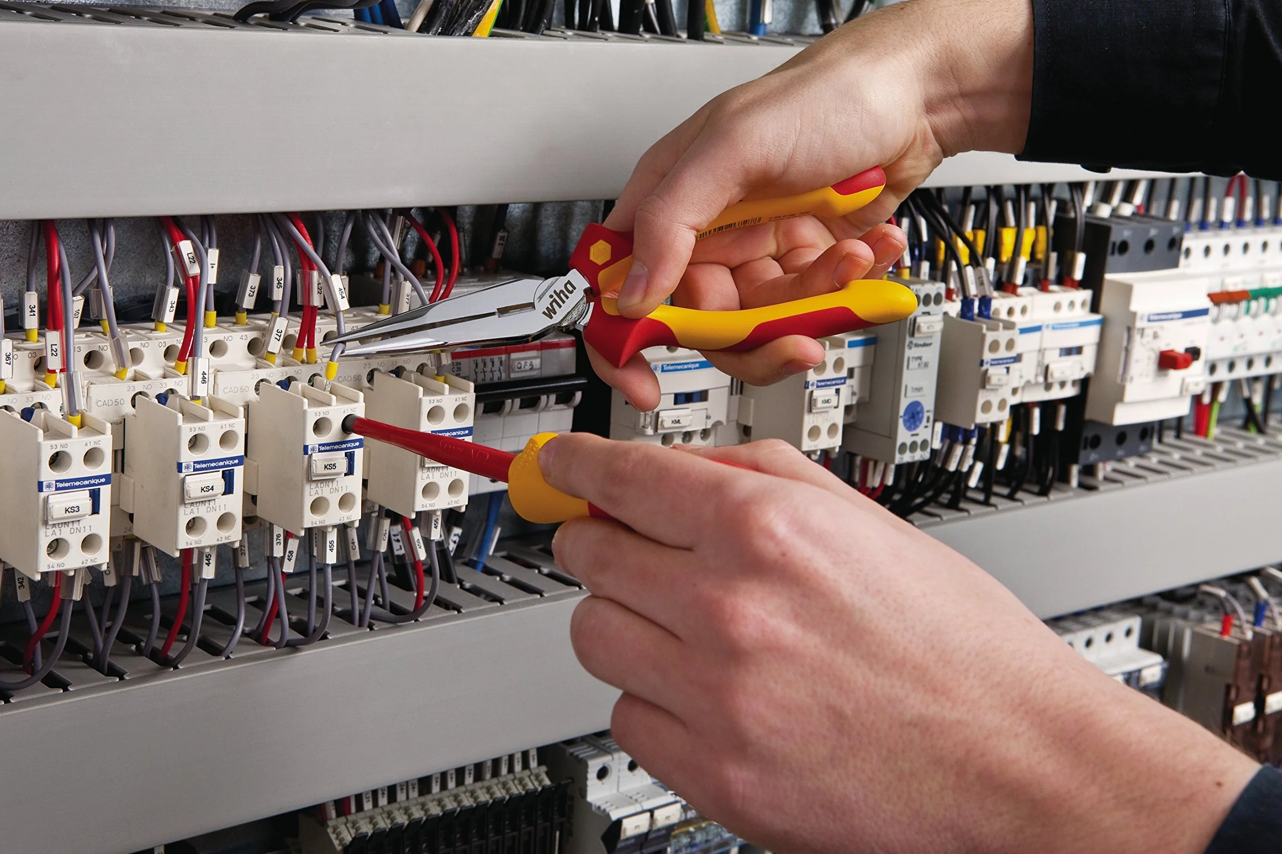 Prof. elec Flachrundzange Alicates de boca semi-redonda 160mm