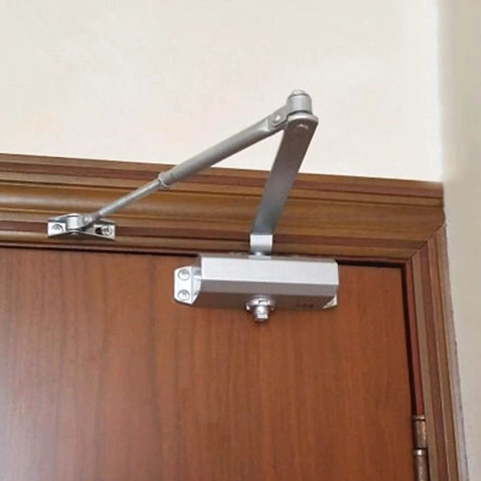 chiudiporta automatico. Chiudiporta automatici Sistema di sicurezza Velocità di chiusura/bloccaggio regolabile In alluminio for mano sinistra e destra