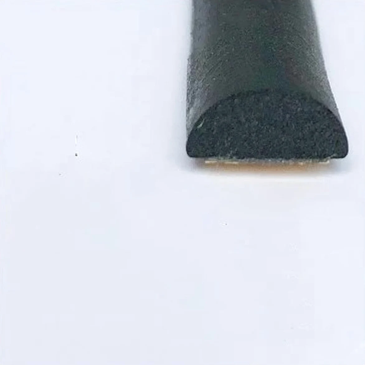 Striscia di Guarnizione in Spugna di Schiuma di Gomma Mezza Rotonda D Barra Isolante per Auto Guarnizione per Porta 3 Metri / 4 mm / 5 mm / 6 mm di Spessore Nero-10x5 mm-Senza Adesivo-3 Metri