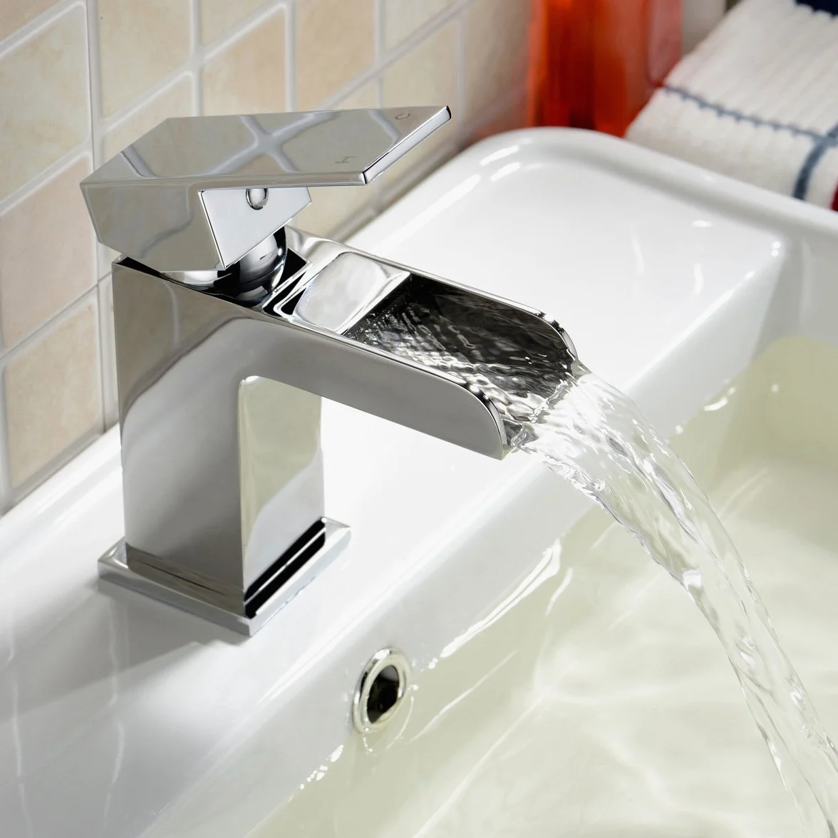 Origin Waterfall - Miscelatore per lavabo e scarico cromato