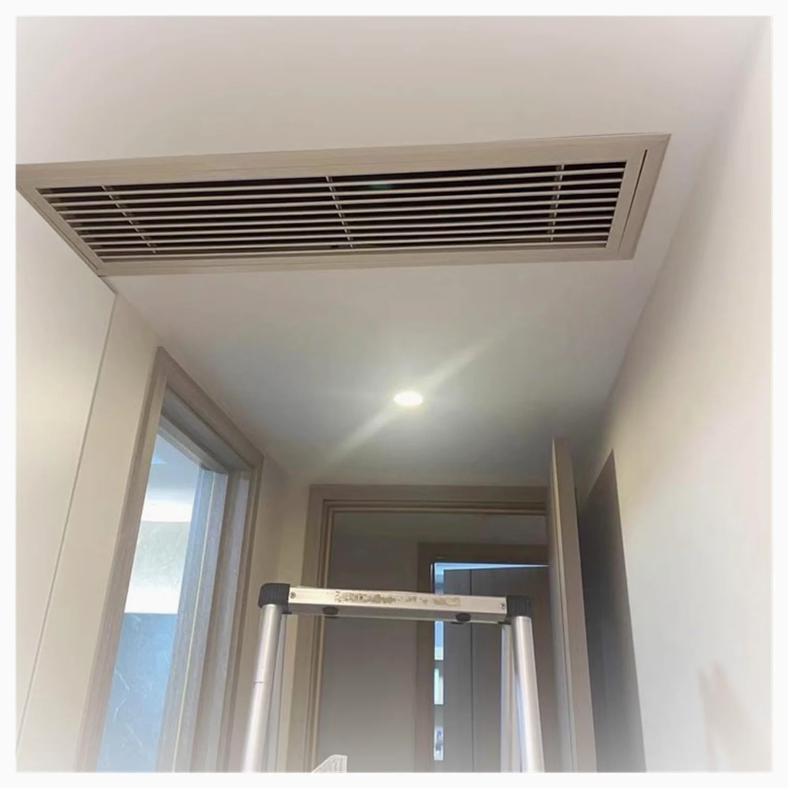 Griglia di Ventilazione Griglia di Ripresa per Soffitti con Filtro, Rimovibile Griglia/Copertura della Bocchetta De'aria HVAC per Bagno Cucina, Rettangolo Coperchio di Ventilazione(24x50 cm)