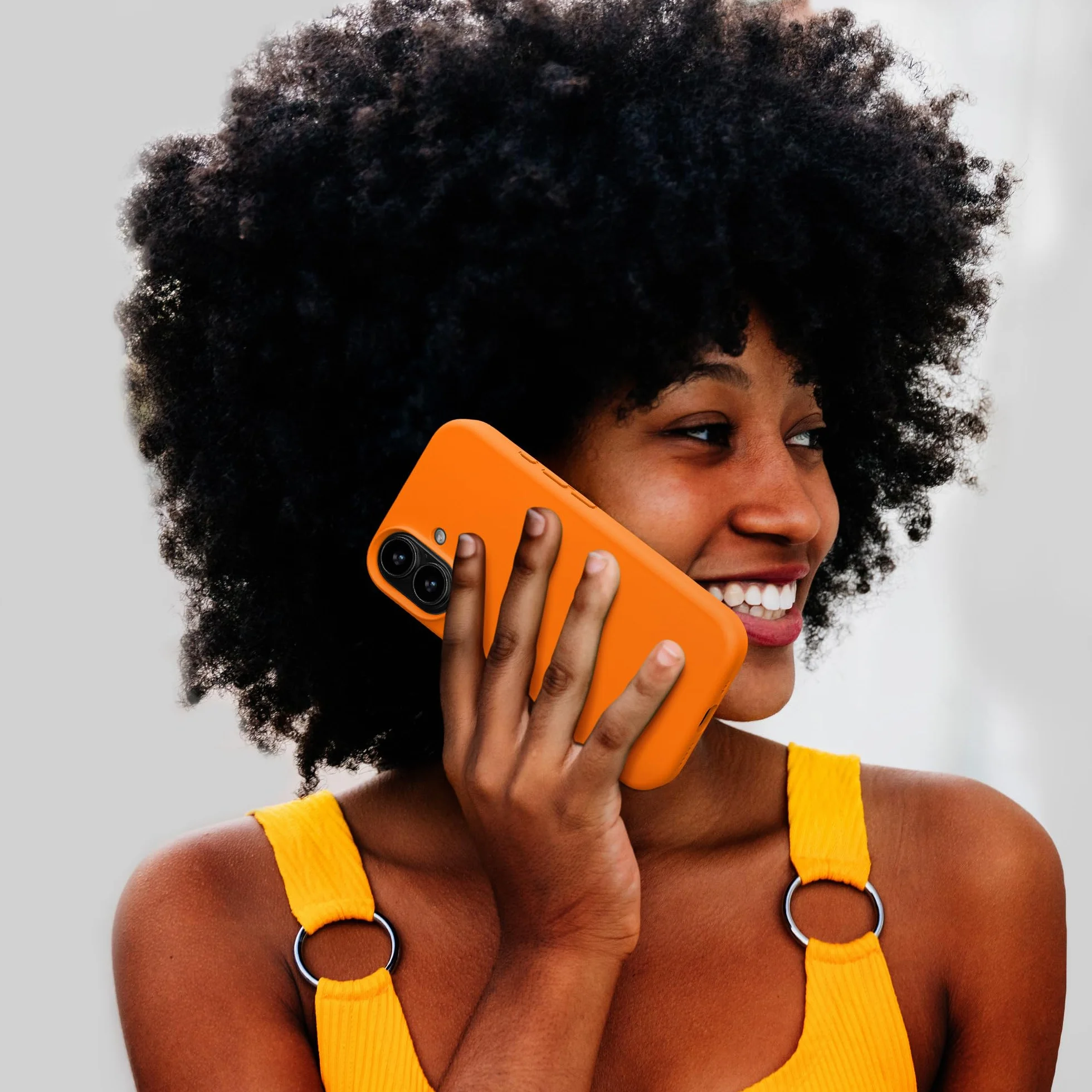 kwmobile Cover per iPhone 17 Custodia - Back Case per Smartphone in Silicone TPU - Protezione Gommata - arancia fruttata