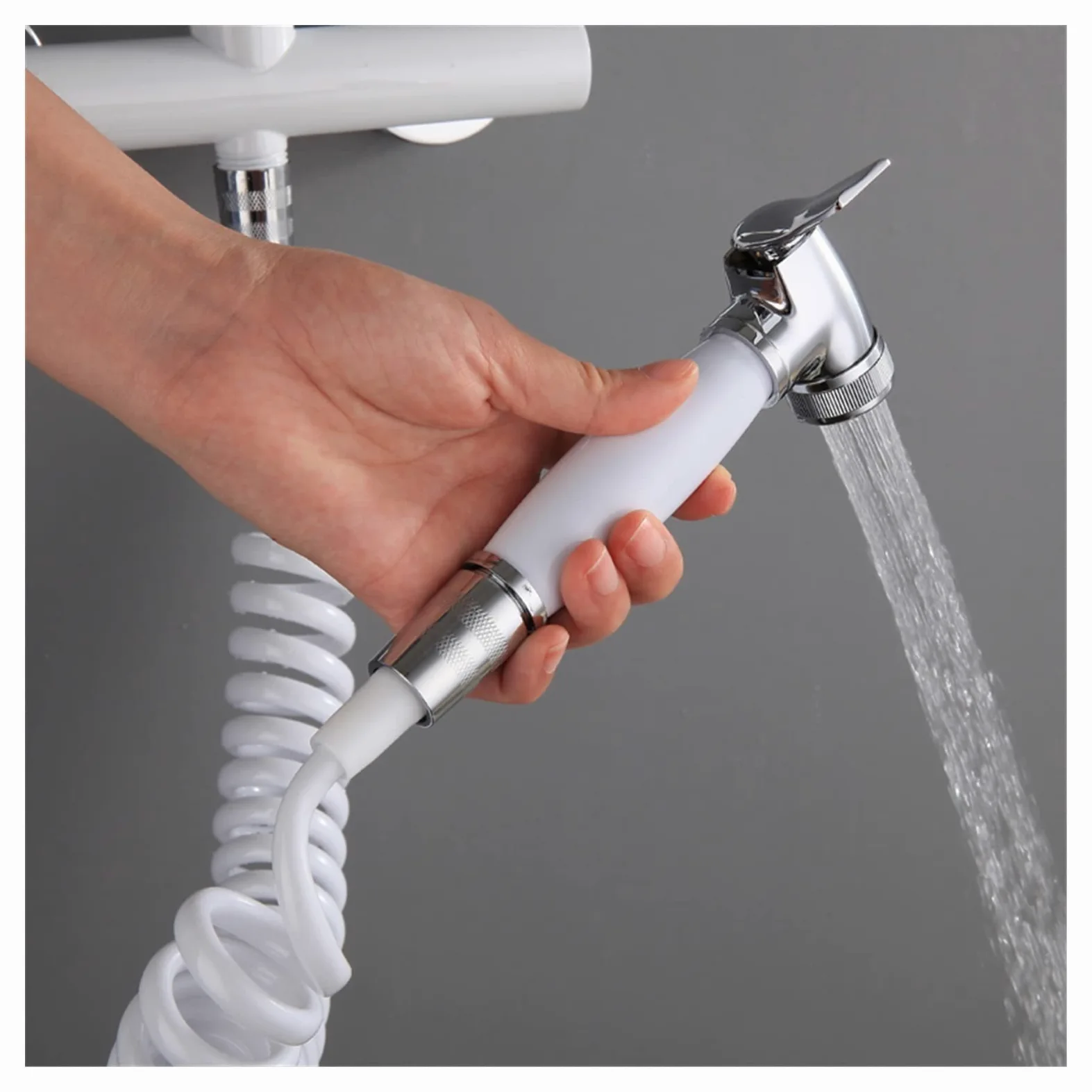 Rubinetti per lavabo, Bidet Faucet Set caldo e freddo Bianco Valvola angolare in cromo a mano Handied Hygienic Shower Head Wash Car Auto PET Accessori Airbrush Tap
