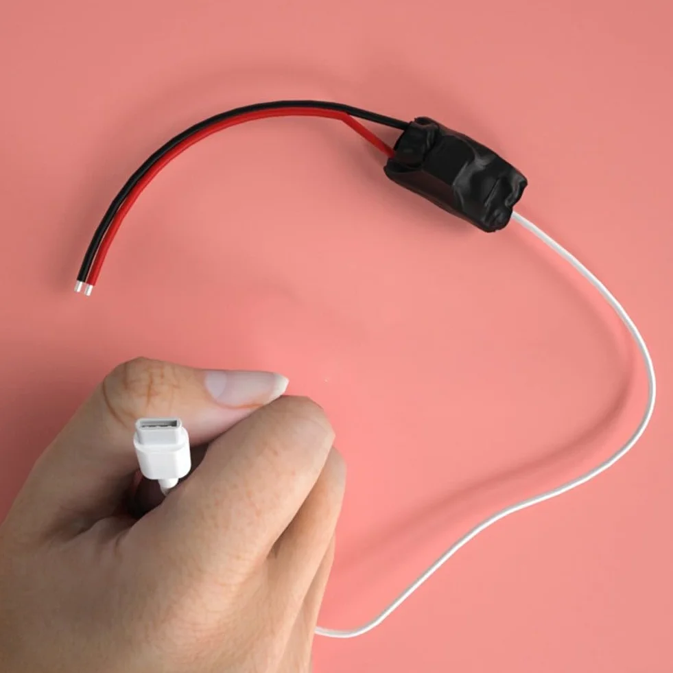 Alimentatore da 220V a 5V 2A con protezione completa di sicurezza per telecamere (A)