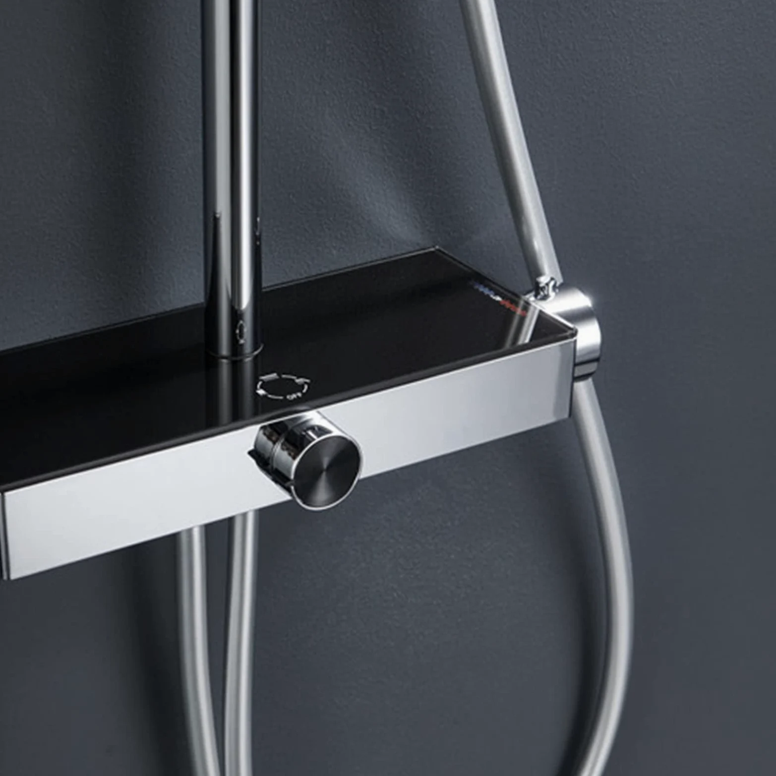 Set Rubinetto Doccia termostatico Cromato, Moderno Sistema a 4 funzioni, soffione a Pioggia con doccetta, Bocca per Vasca, doccetta per Bidet, Montaggio a Parete