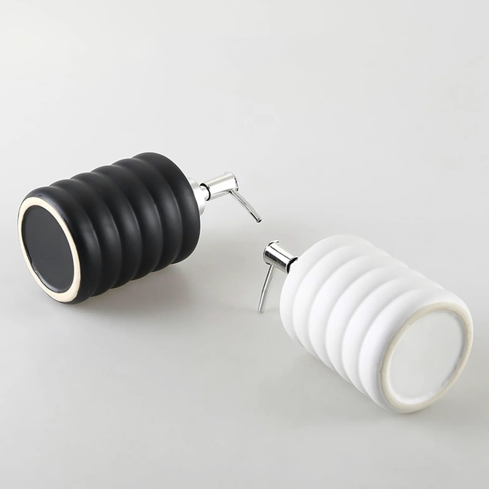 dispenser per sapone, Distributore di sapone, distributore da cucina, 16,9 once, piccolo, moderno in ceramica opaca a strisce