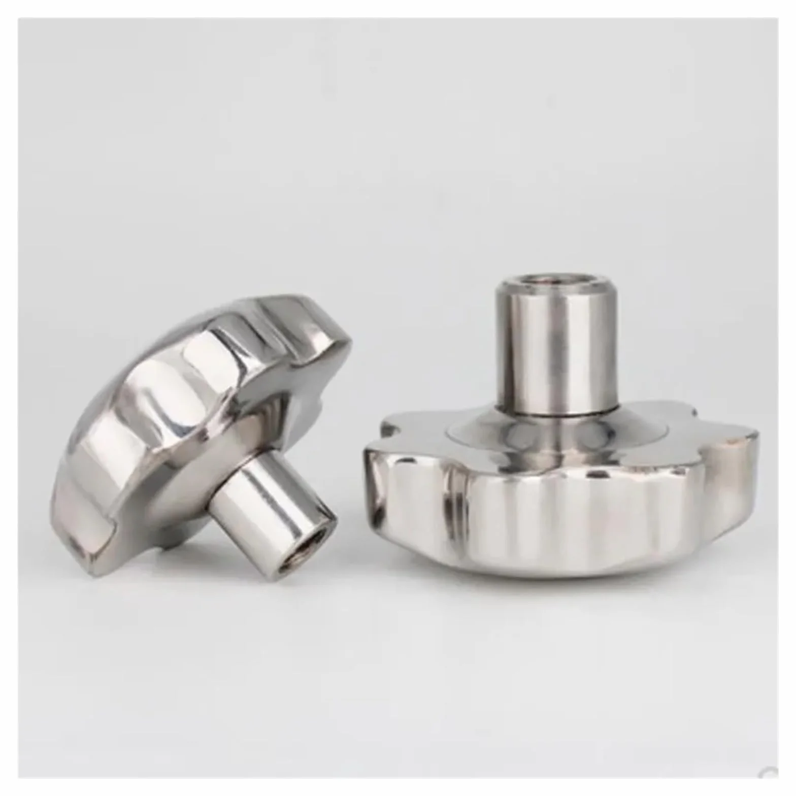 Manopola a Stella in Acciaio Inox 304 M6 M8 M10 M12 Filettatura Femmina Maniglie Dadi di Serraggio a Forma di Stella
