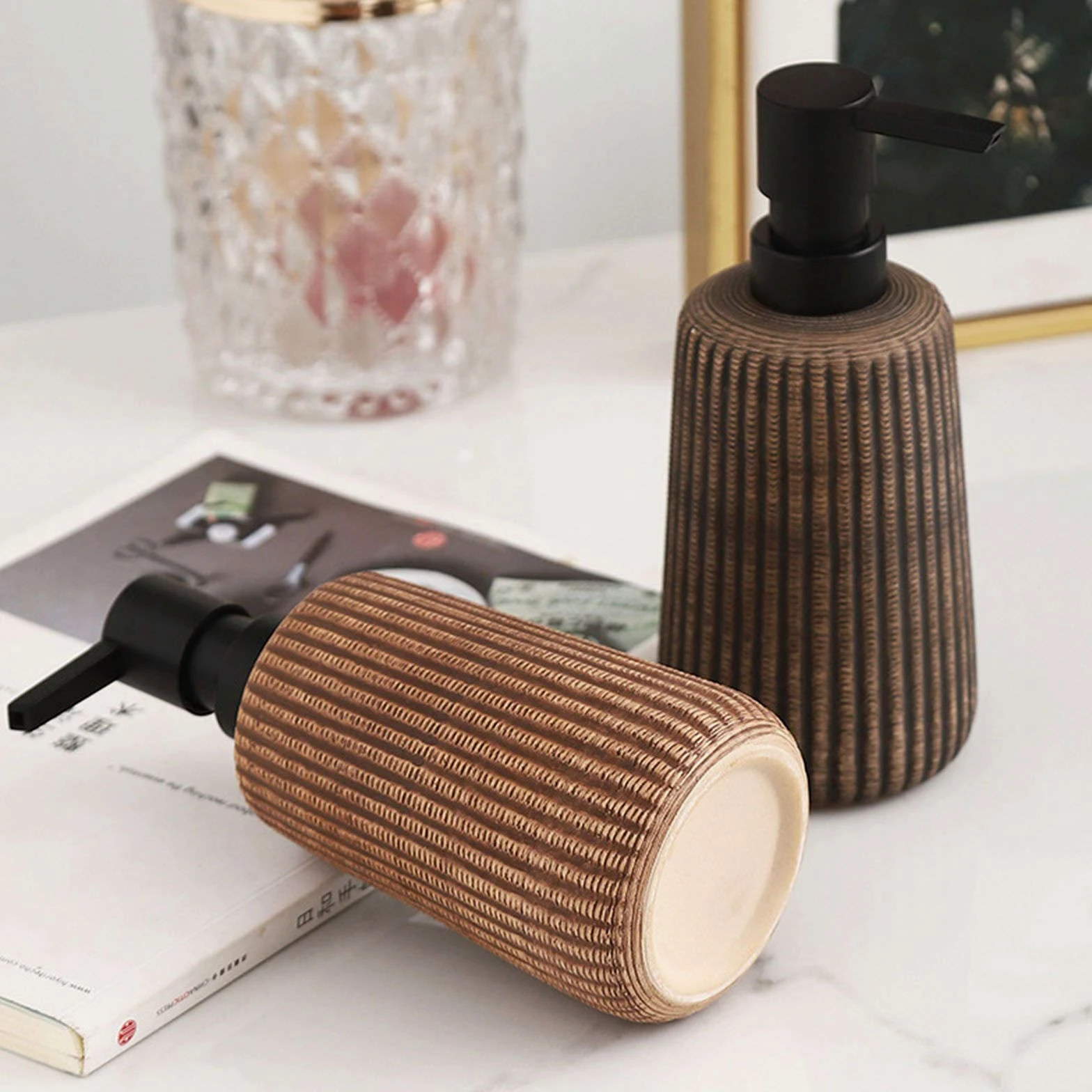 dispenser per sapone, Distributore di sapone, distributore lozione in ceramica, for le mani, ricaricabile - bagno cucina marrone scuro 400 ml/14 oz