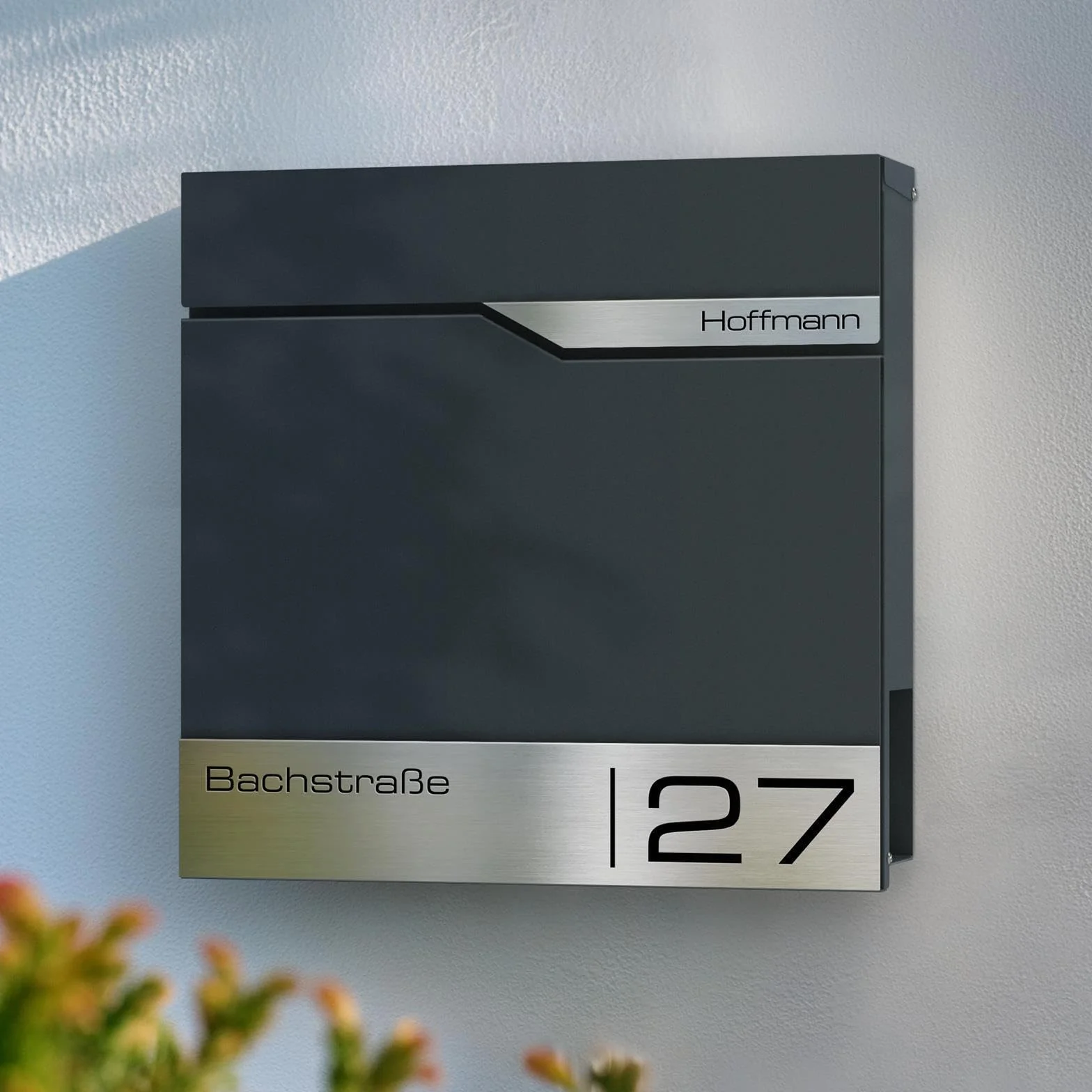 Metzler Moderna Cassetta Postale Con Portagiornale Antracite RAL 7016, Acciaio Inossidabile V2A, Da Parete