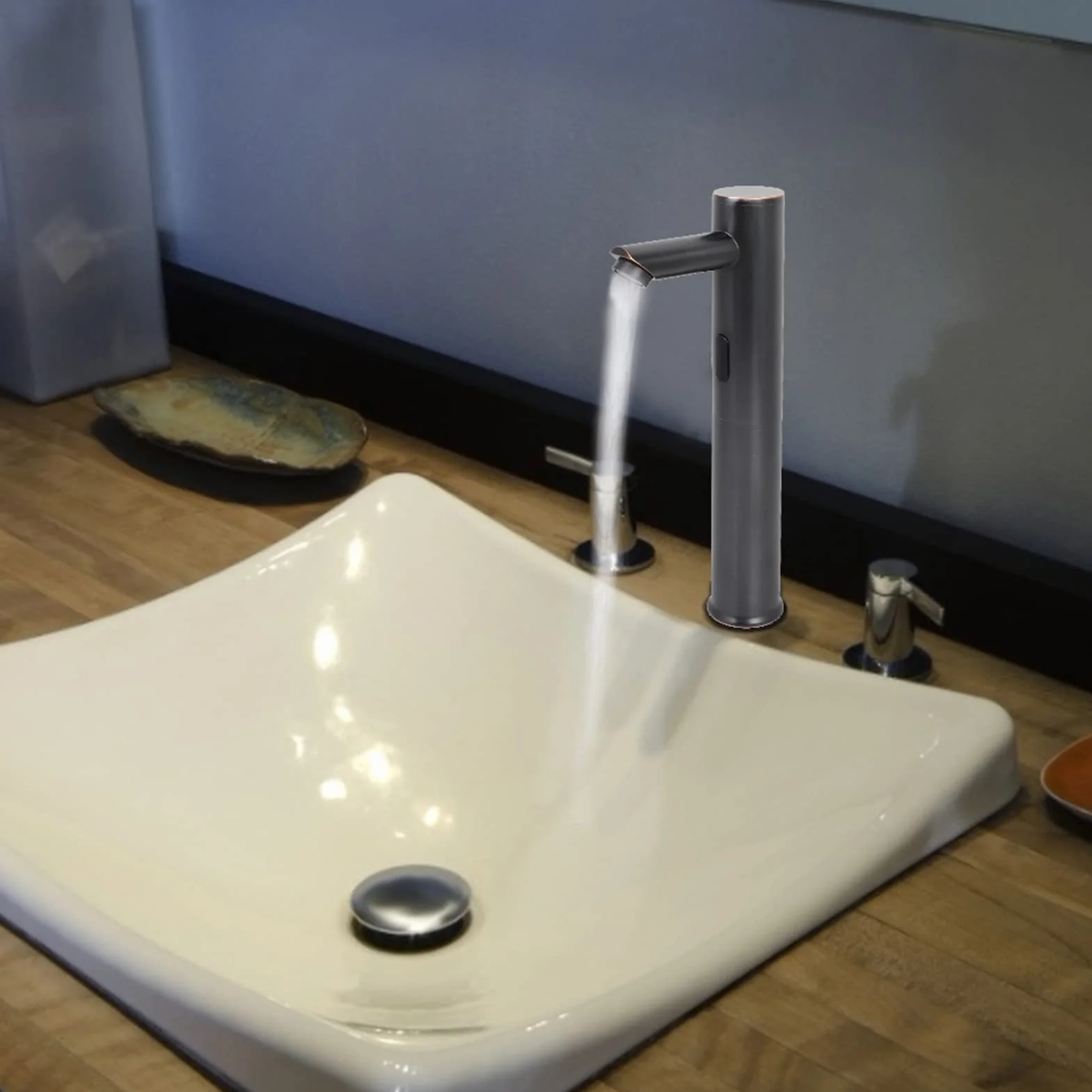 Rubinetto Lavabo Automatico in Ottone Nero Sensore a Infrarossi Freddo Caldo Senza Contatto Bagno