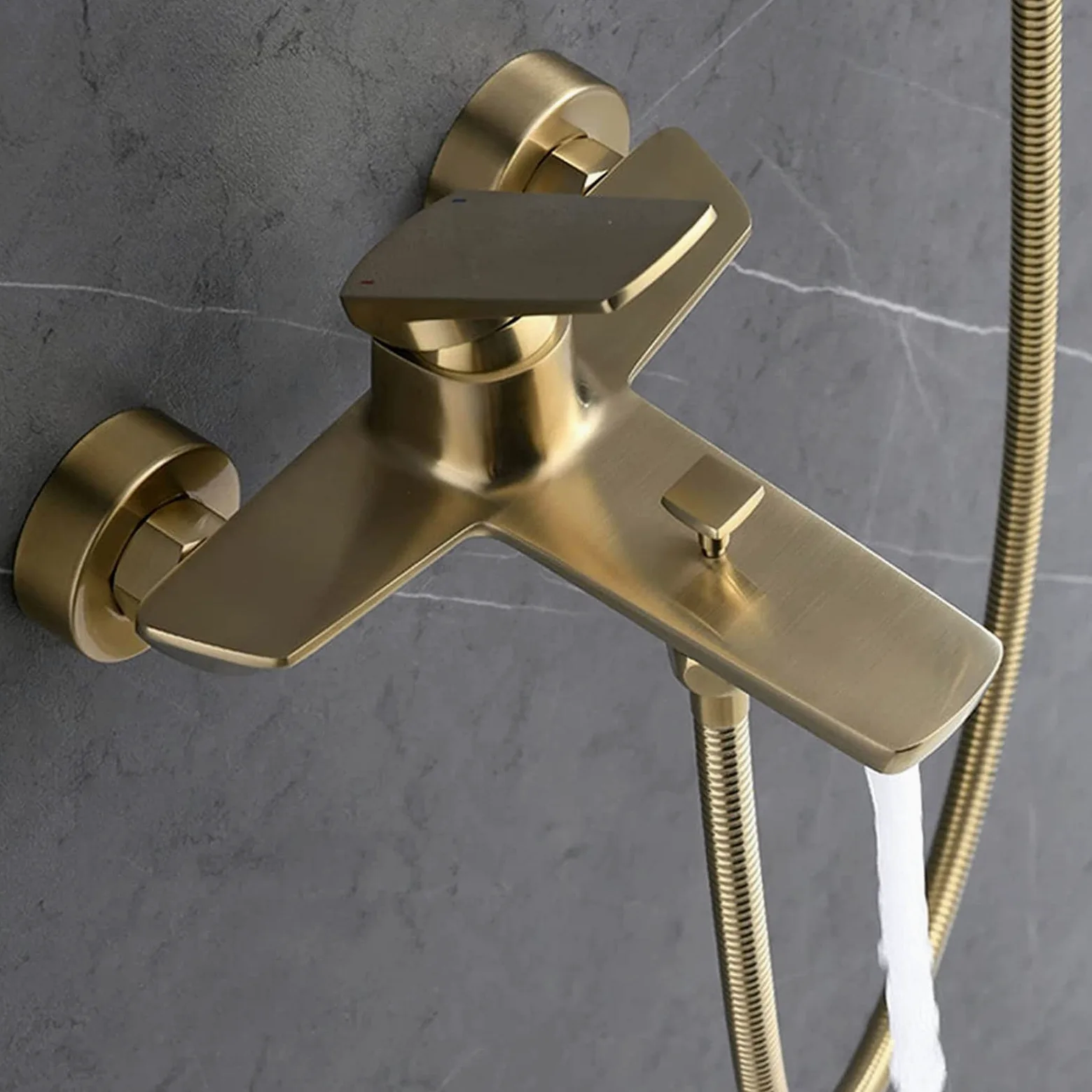 Rubinetto per Vasca da Bagno a Parete, Oro Spazzolato, con doccetta, spruzzatore per Bidet, Miscelatore monocomando, Set Doccia per Bagno, Ottone alla Moda