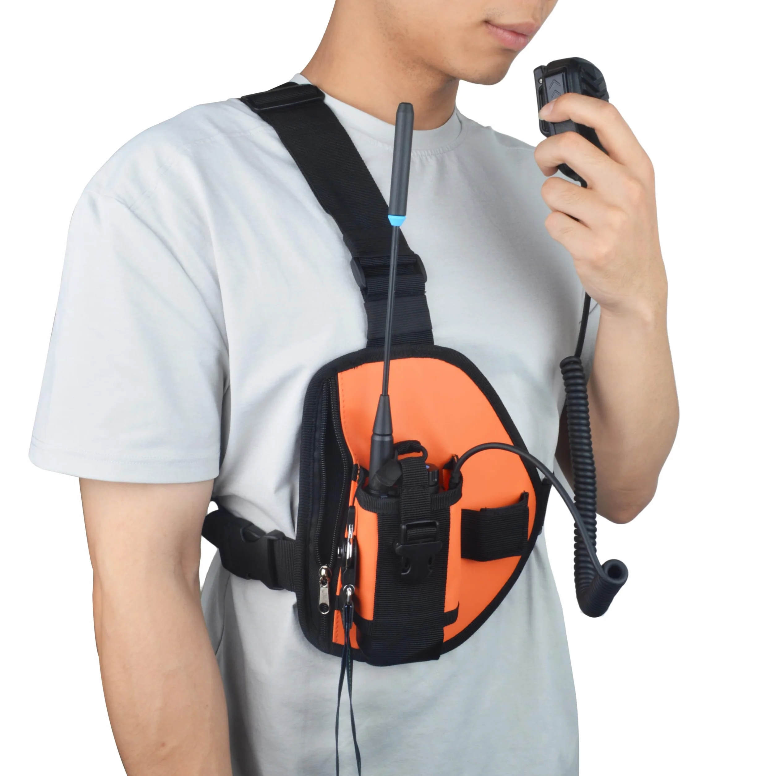 UAYESOK Pettorina per walkie talkie, tasca porta radio, universale, portatile, con cinturino in nylon regolabile, per radio bidirezionale Motorola Baofeng Icom Midland President, Arancione, Modernità