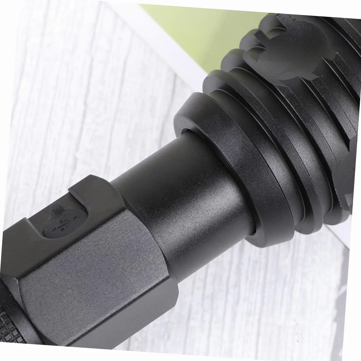 Gatuida Torcia Elettrica Ricaricabile USB XHP90 2500 Lumen Zoom Telescopico | Lega di Alluminio Resistente e , Ricarica Micro Usb, per Pesca e Campeggio, Formato Portatile