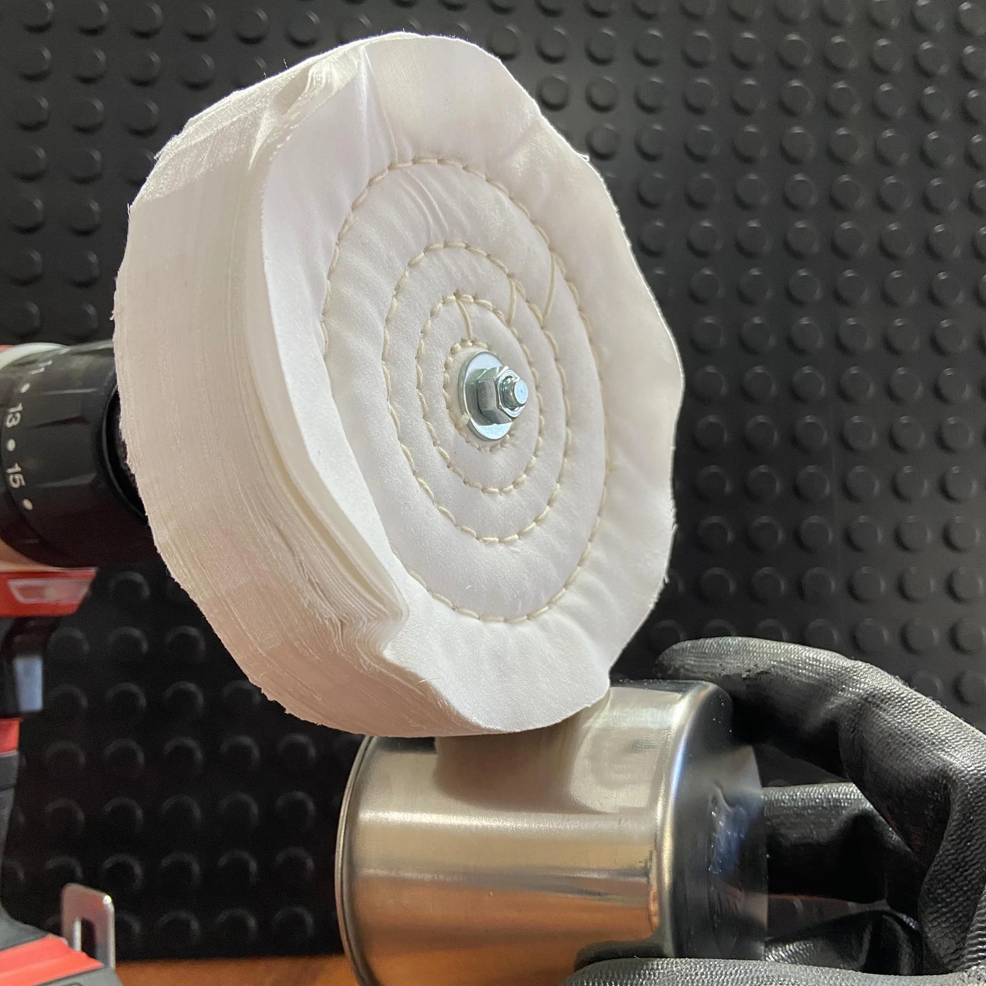 Set di lucidatura (6 pezzi): 3 tubi per polacco in metallo da 75 ml, 150 x 230 mm tampone abrasivo in pile - Molto fine, spazzola per panno da 130 mm, pergolato da 6 mm per spazzole in stoffa