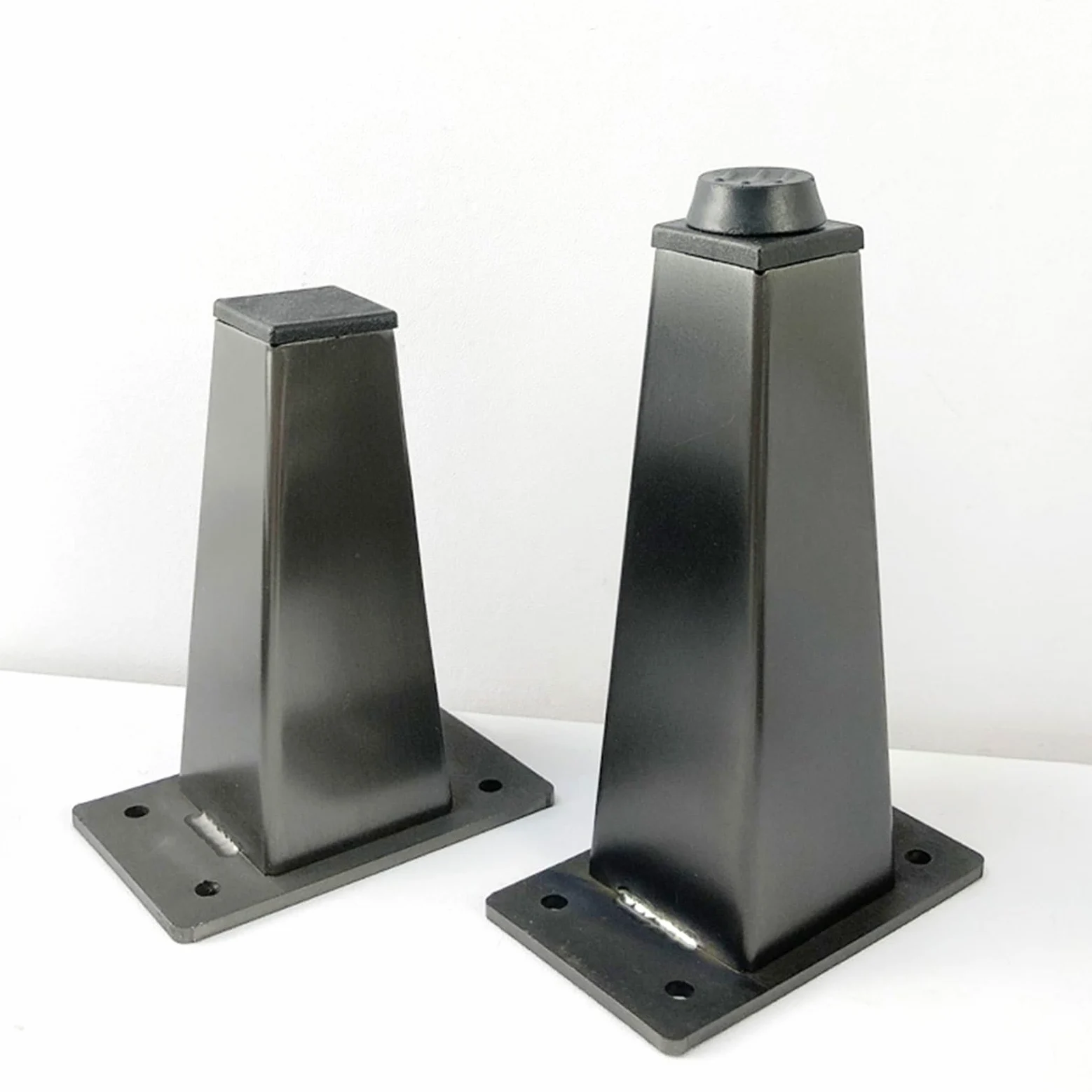 Generico Gambe per Mobili Piedini per Tavolo Conici in Acciaio Inox 4 Pezzi Neri da 25 cm Verniciati A Spruzzo Altezza Piedini per Divano: 6-30 cm Piedini per Mobile da 25 cm/9,8"
