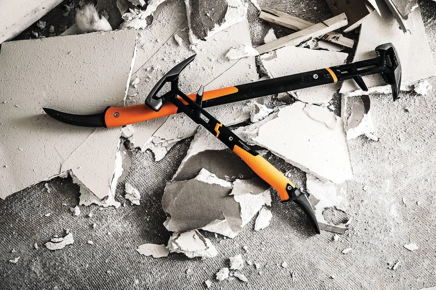 Fiskars IsoCore M Attrezzo di demolizione 46,2 cm 1,38 kg Nero/Arancione