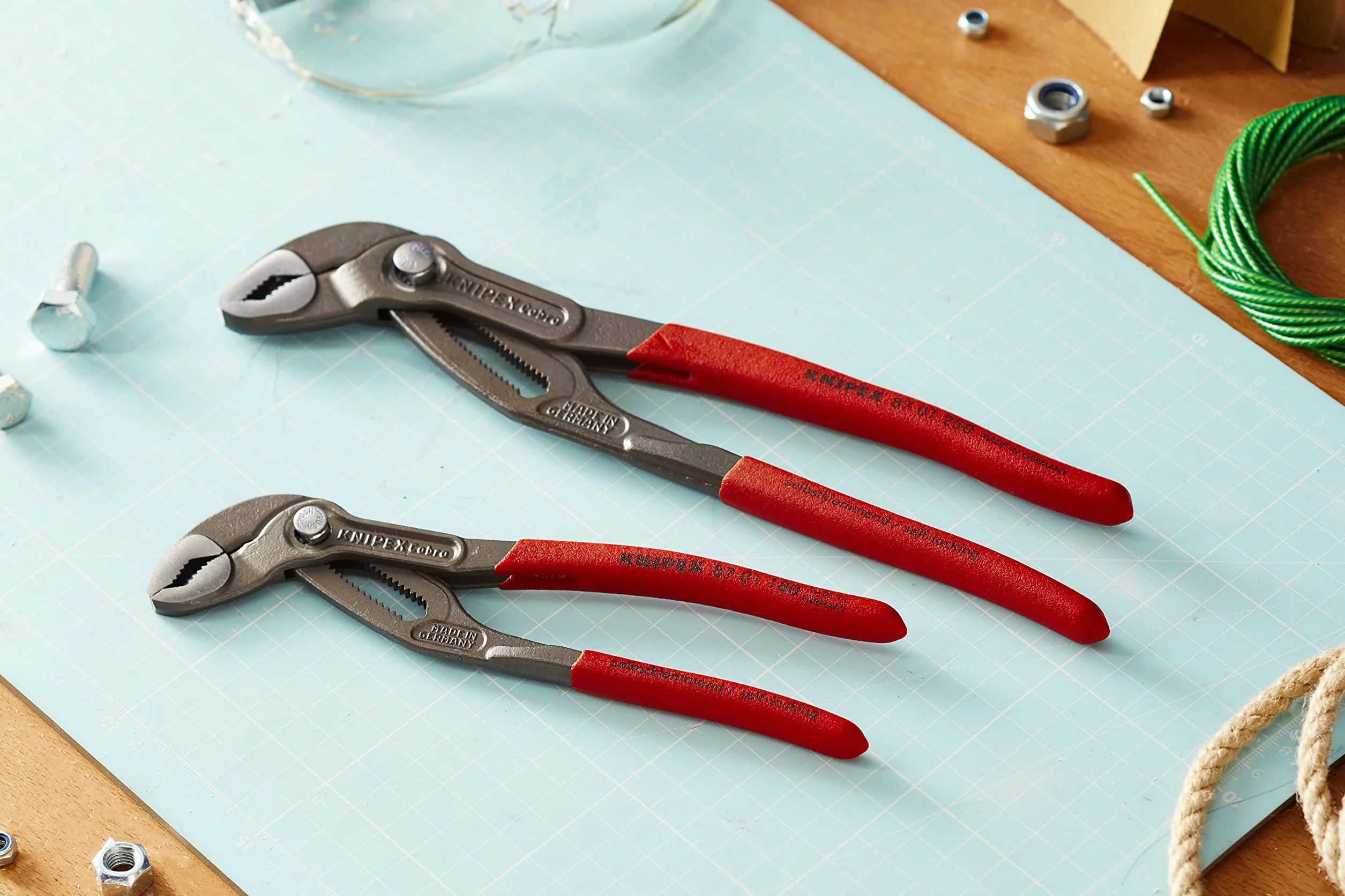 KNIPEX Assortimento utensili 87 01 180 87 01 250 blister 00 31 20 V01