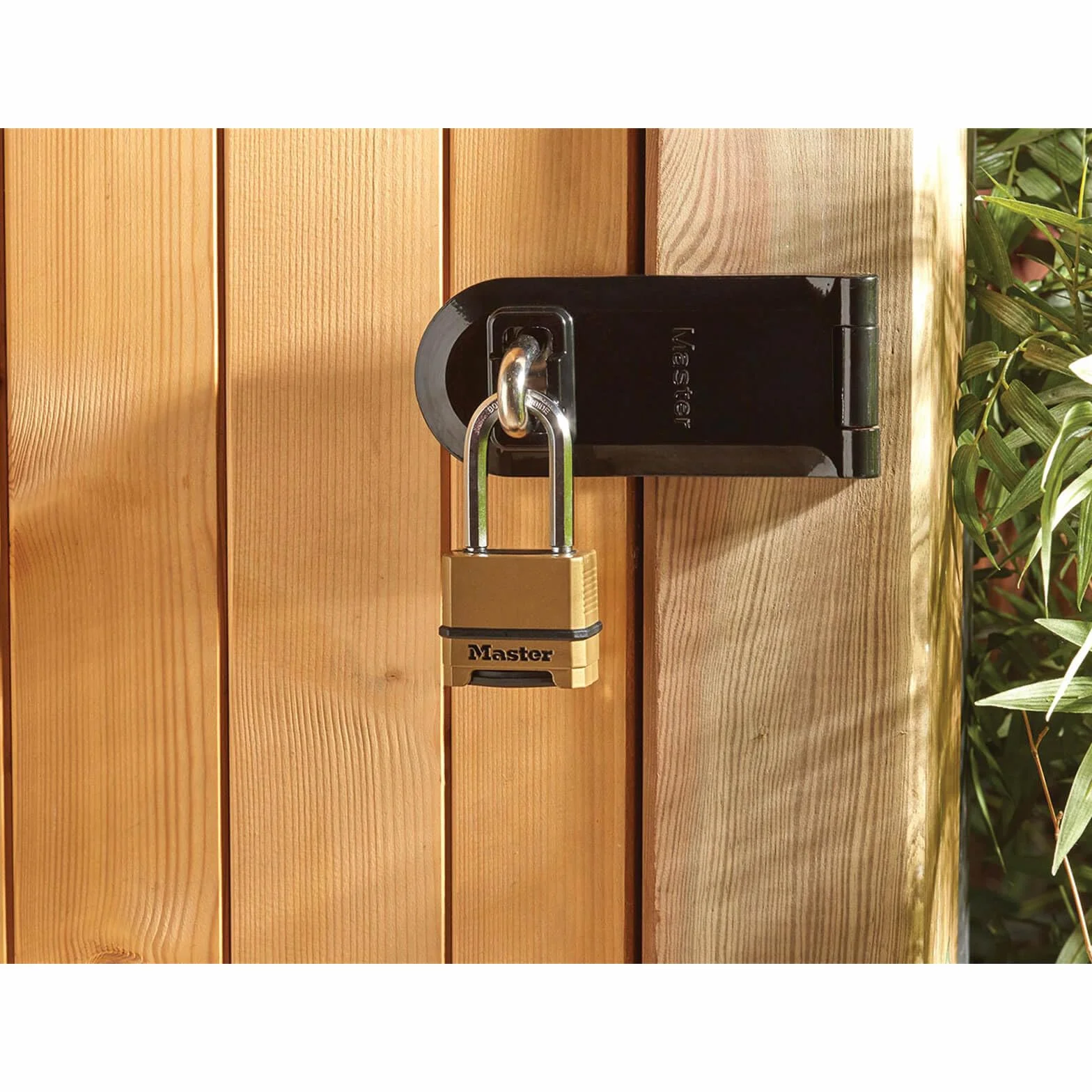 MASTER LOCK Lucchetto ad Alta Sicurezza [Combinazione] [Arco XLungo] [Zinco] [Esterno] M175EURDLH - Ideale per Portali, Garage, Lunghezza Archetto,Sconto