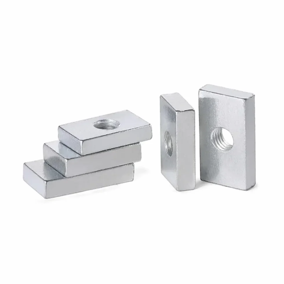 Dado Quadrato in Acciaio al Carbonio Zincato M3 M4 M5 M6 M8 50 Pezzi per Profilo in Alluminio M5x7x10x3mm