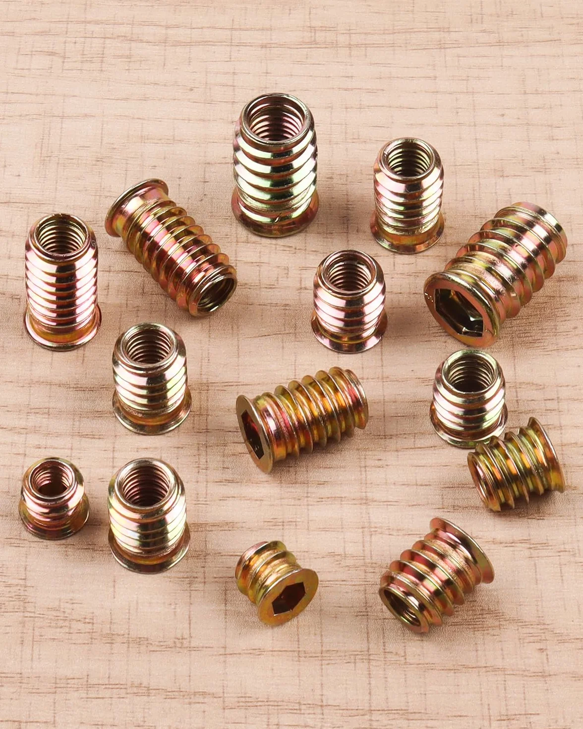 20 dadi filettati M8 (8 mm) x 20 mm per legno, dadi esagonali a bussola M8 flangiati M8, dadi esagonali in acciaio al carbonio zincato, per mobili in legno