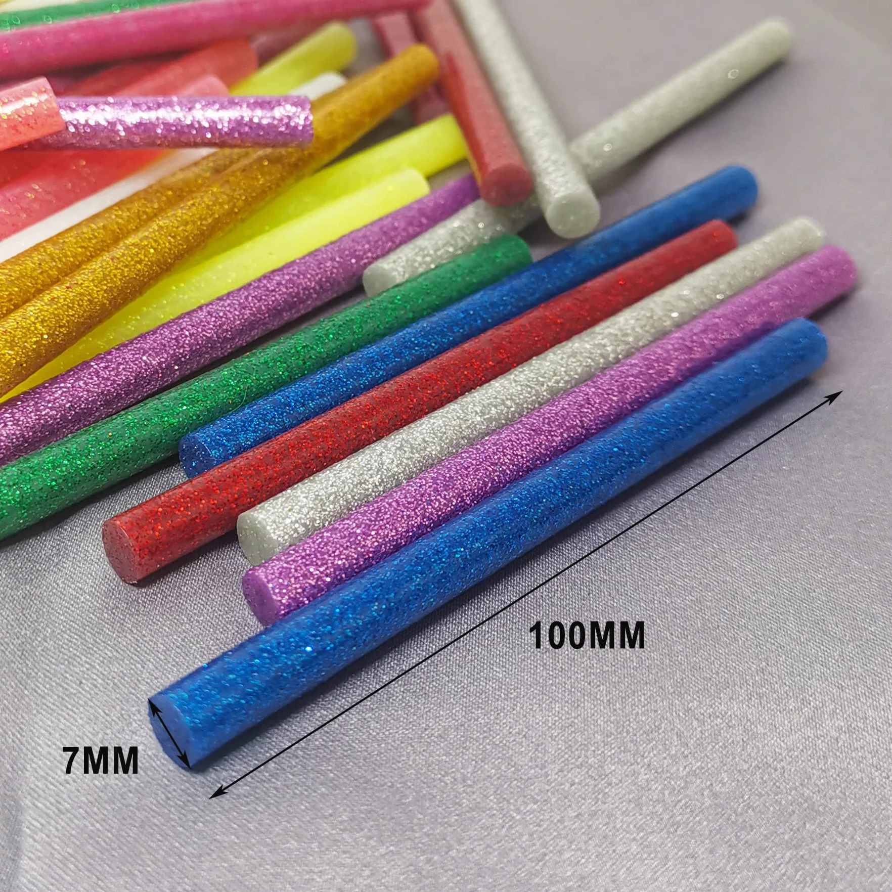 Bastoncini colla termofusibile multicolore 100 x 7 mm per pistola
