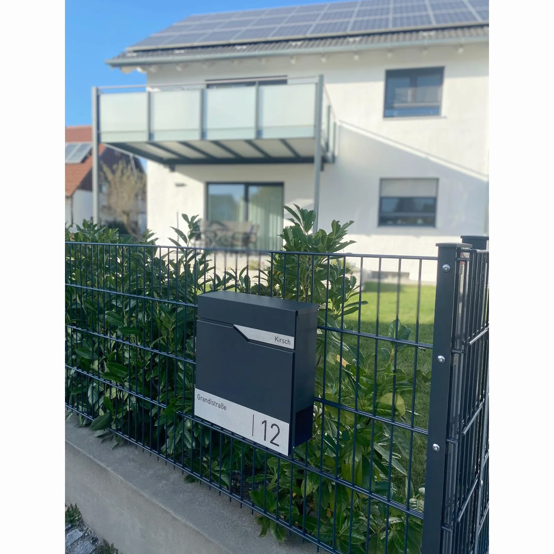 Metzler Moderna Cassetta Postale Con Portagiornale Antracite RAL 7016, Acciaio Inossidabile V2A, Da Parete