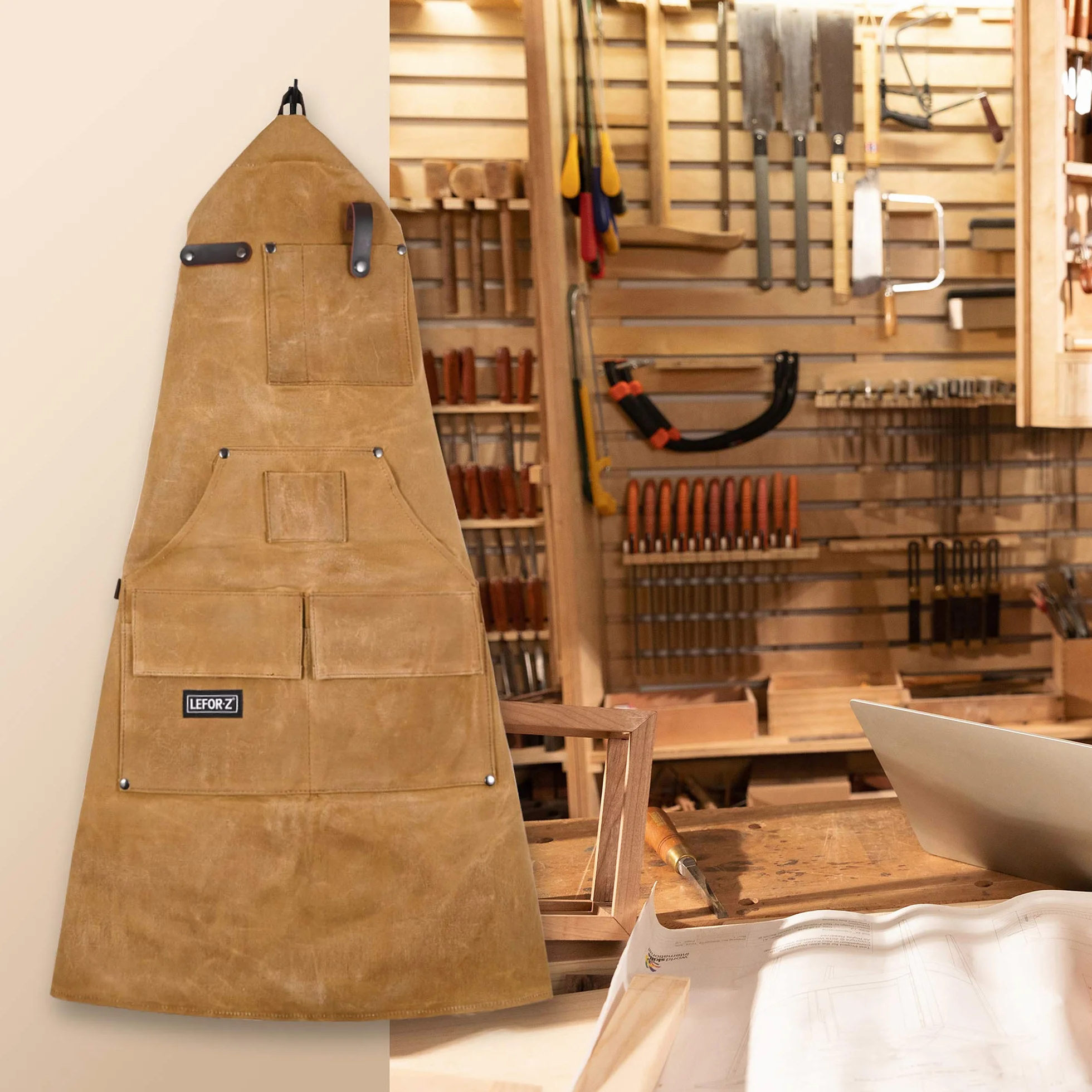 LEFOR·Z Grembiule da Lavoro,Grembiule Falegname,Grembiule da Falegname Uomo con Cinghie Incrociate Sul Retro,Dieci Tasche,Grembiule per Attrezzi In Tela Cerata,Regolabile da M a XXL,Marrone