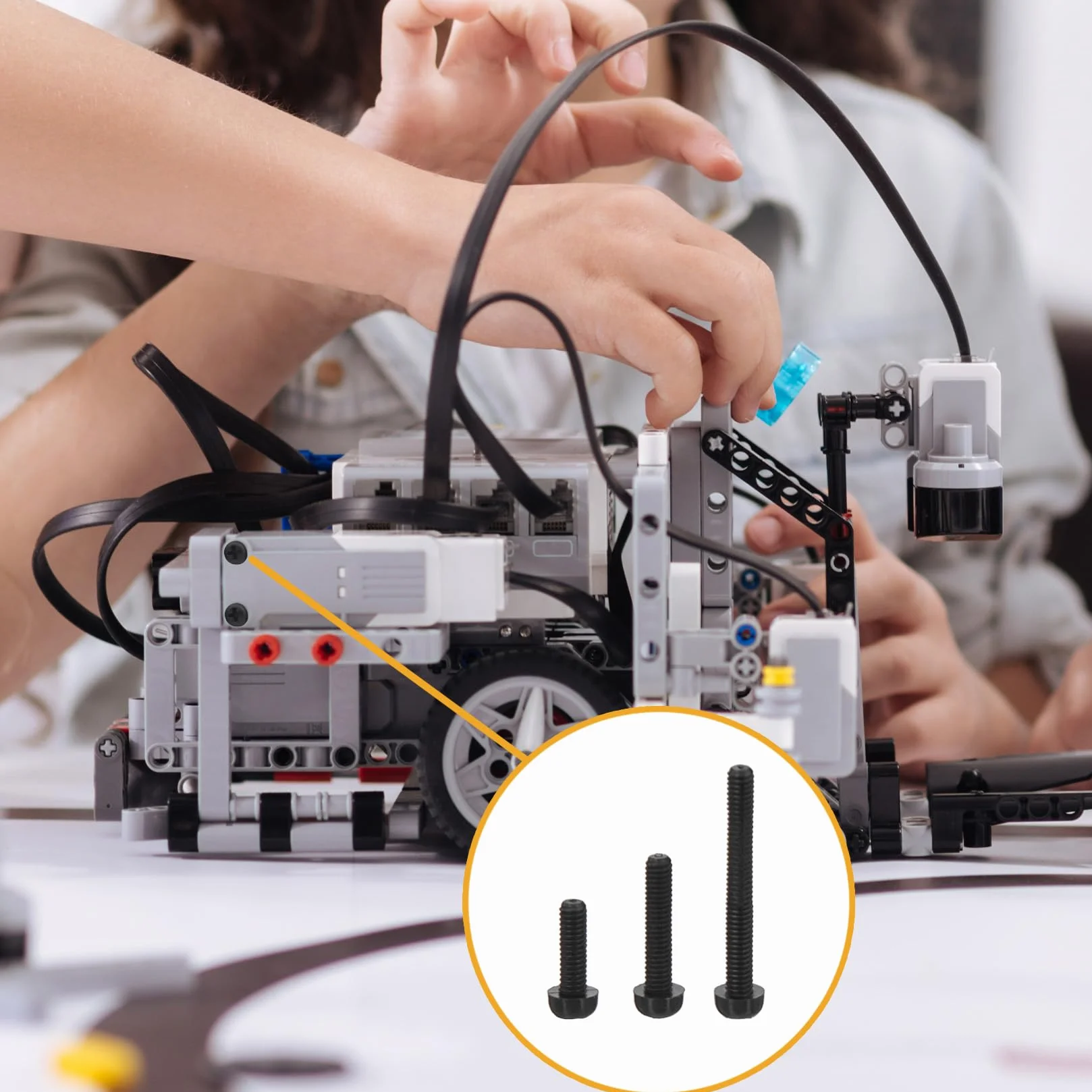 Distanziatori Esagonali in Nylon Nero M2.5 335 Pezzi, Kit Viti e Dadi per PCB
