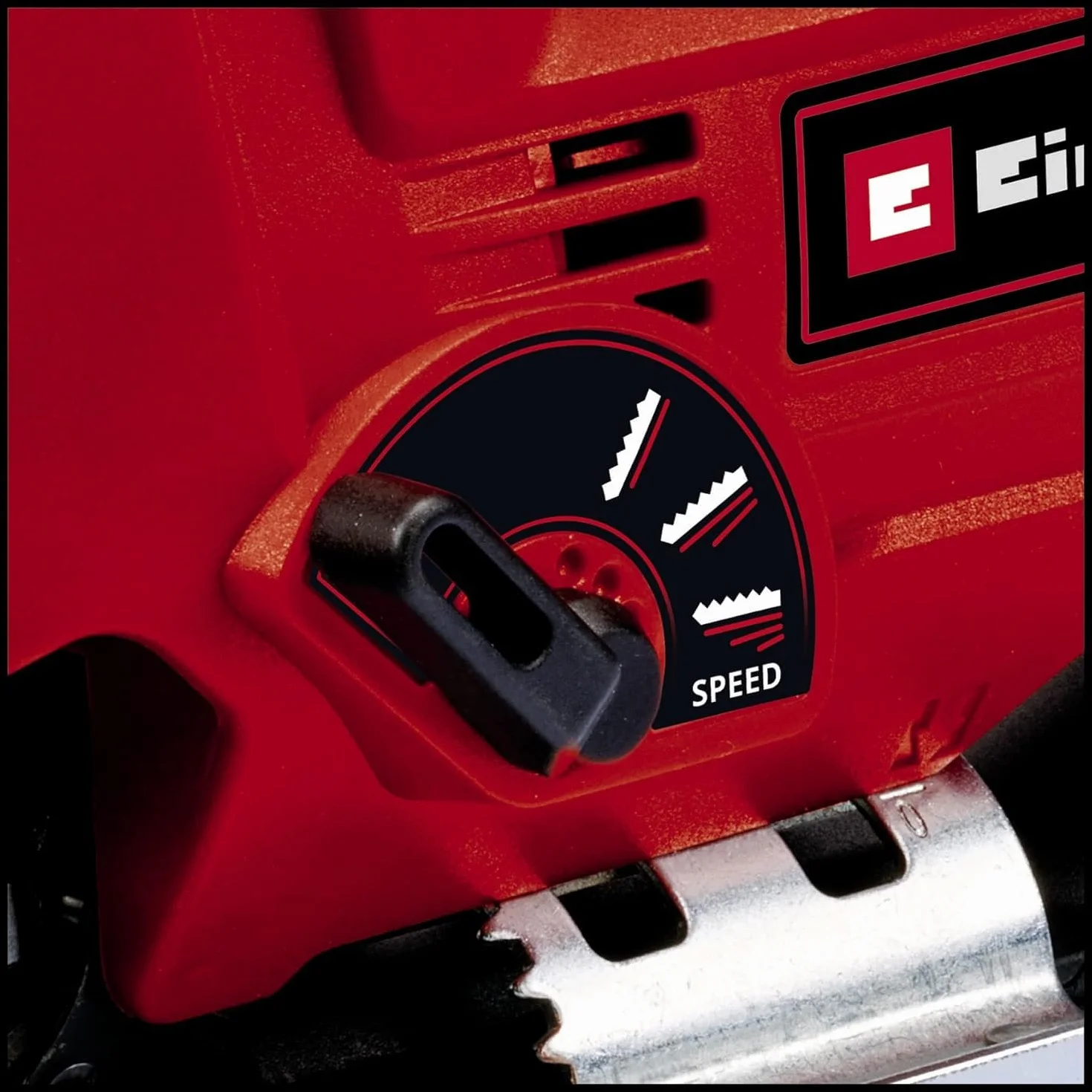 Seghetto alternativo Einhell TC-JS 80/1 Kit (550 W, altezza di sollevamento 20 mm, movimento pendolare, profondità di taglio 80 mm in legno, 10 mm in acciaio, 3.000 min-1, incl. 3x lame attacco a T)
