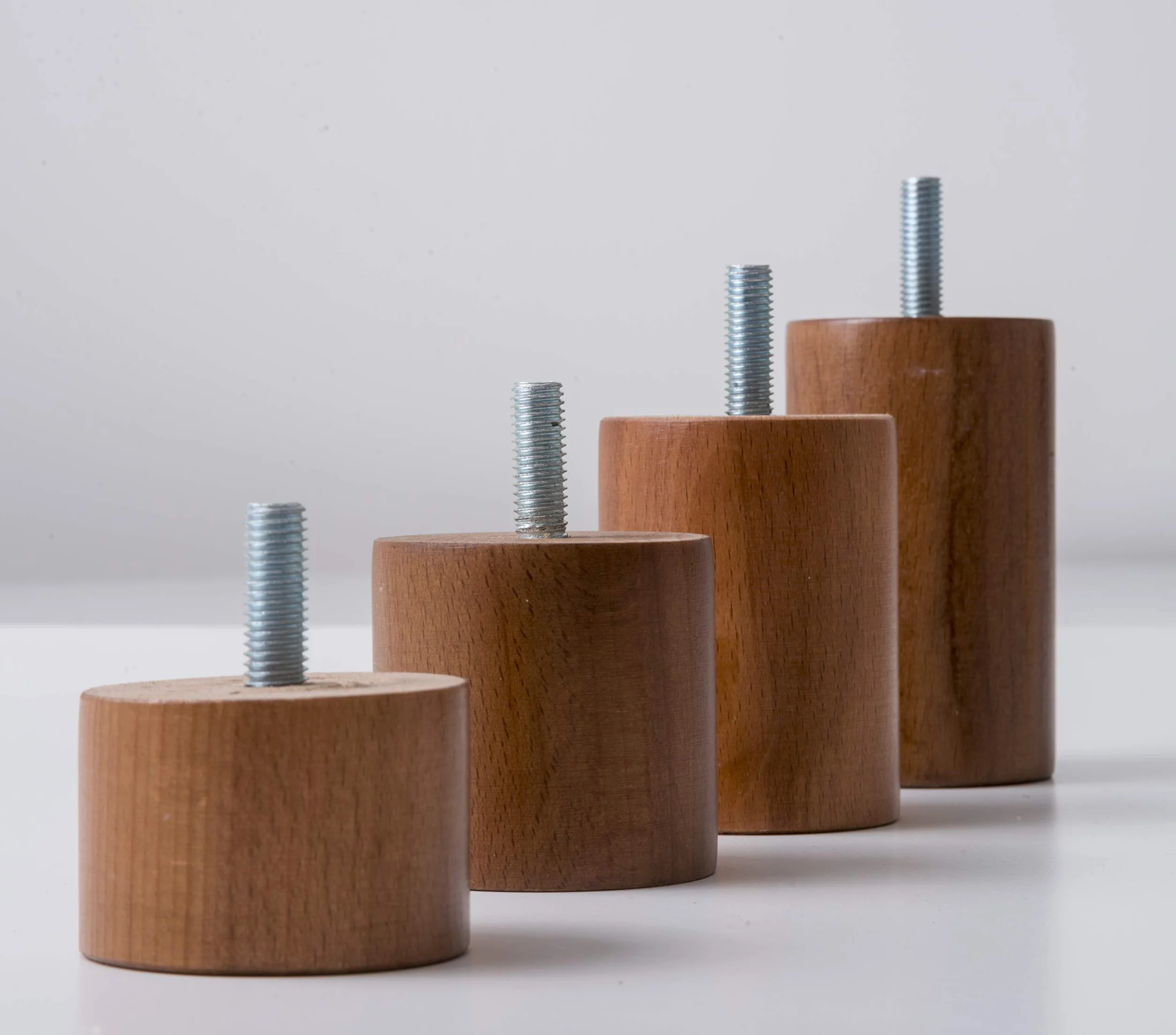 IPEA Piedini Mobili Legno Noce Set 4 Gambe Cilindro Altezza 100 mm Made in Italy