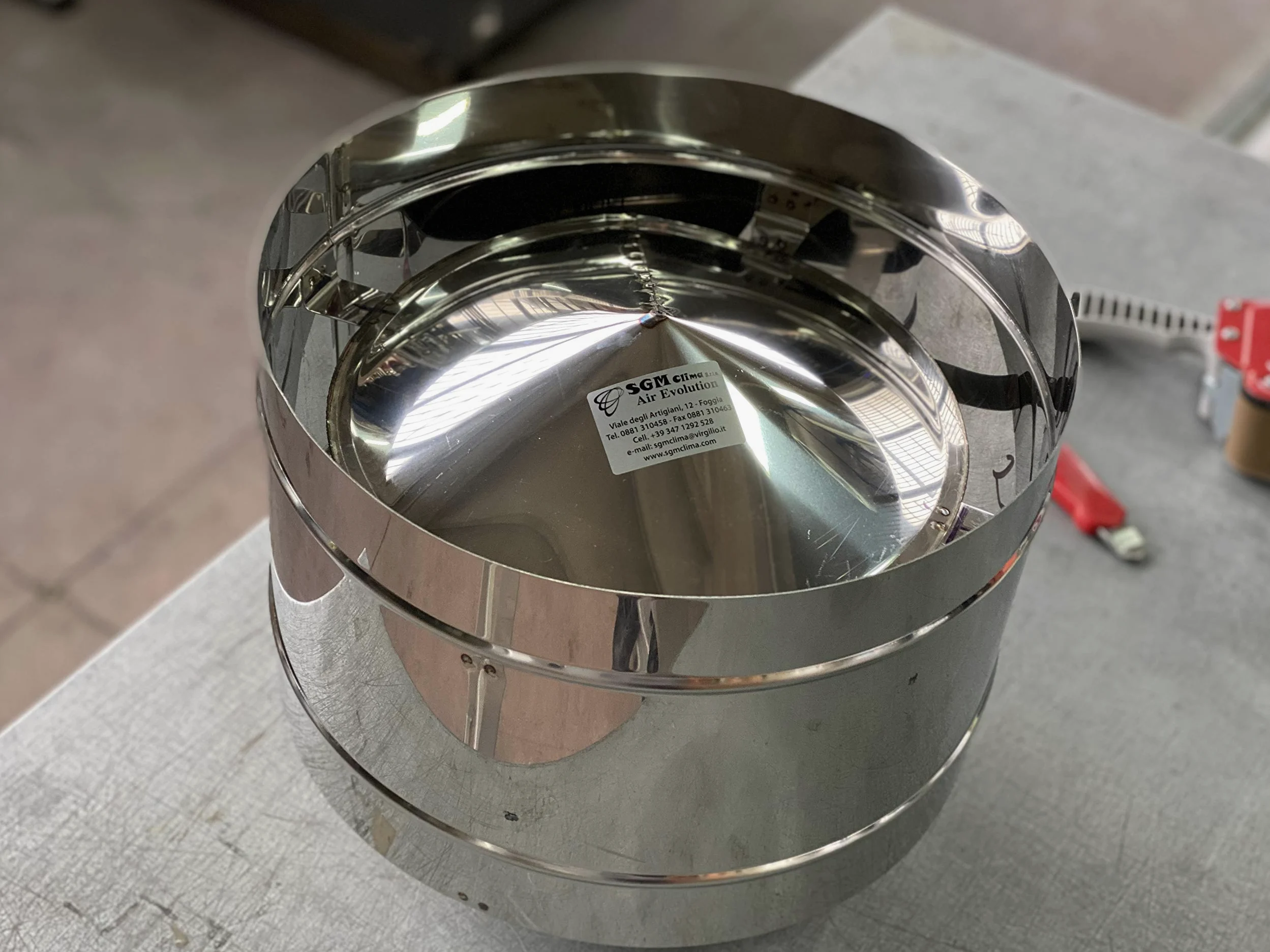 Terminale canne fumarie 4 venti in acciaio inox con base tonda (DN 150)
