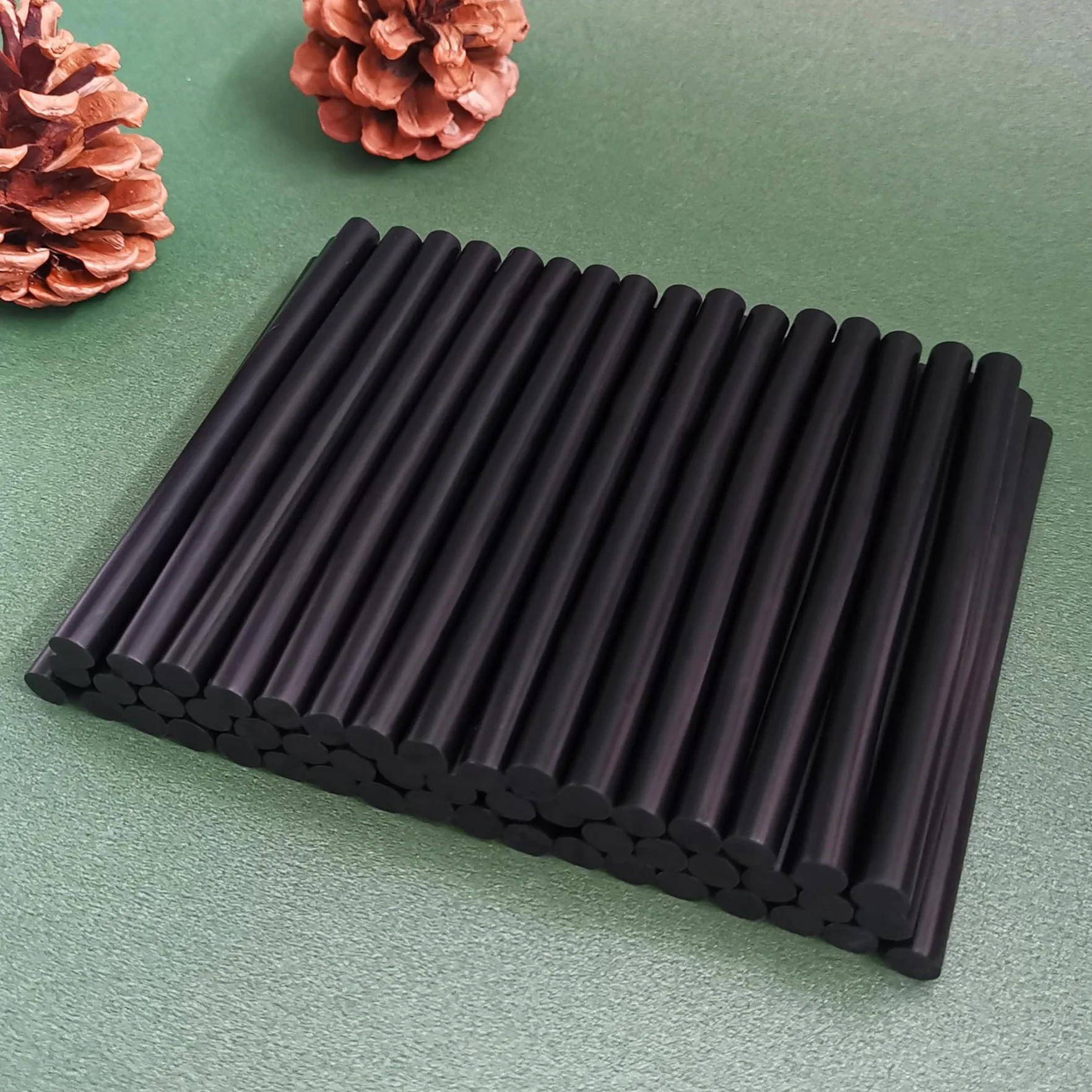 Colla a Caldo Bastoncini 100mm x 7mm Nero Adesivo per Pistola 50 Pz