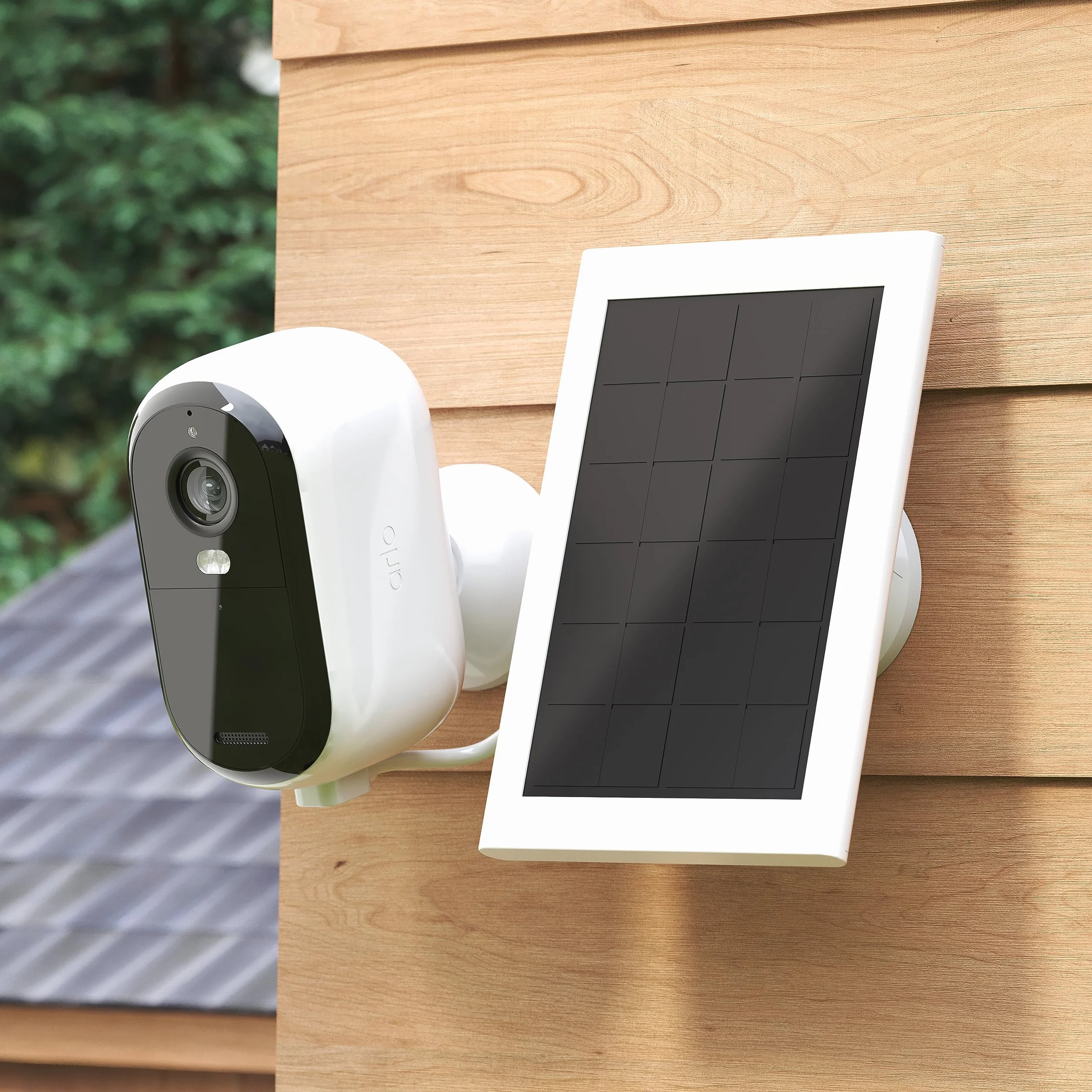 Arlo Essential 2 Pannello Solare Per Telecamera WiFi Esterno, Bianco, Compatibile Con Telecamera Arlo Essential HD +2K +XL, Pannello Solare Con Cavo Di Ricarica, Accessorio Certificato, VMA6600-10000S